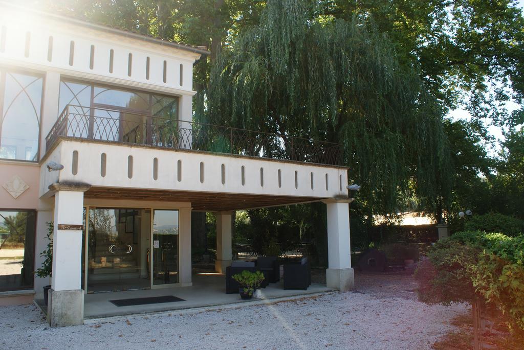 Les Lavandes De La Fuste Valensole Exterior foto